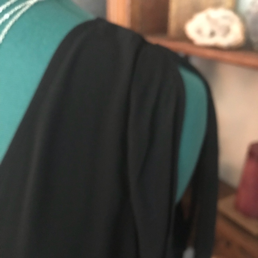 GUESS BLOUSE - Picture 3 of 3